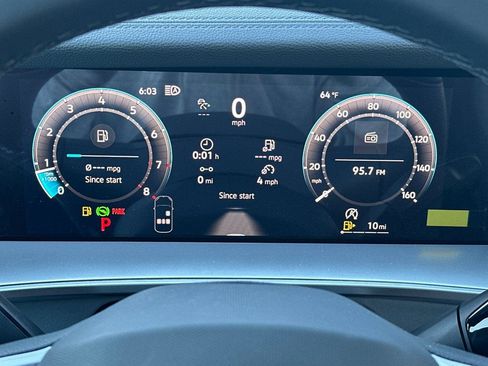 New 2026 Volkswagen Tiguan SE R-Line image 23