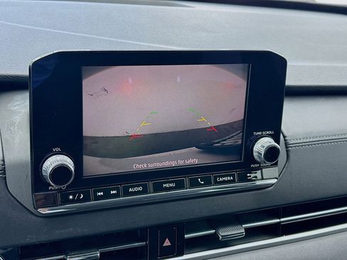 Used 2022 Mitsubishi Outlander ES image 10