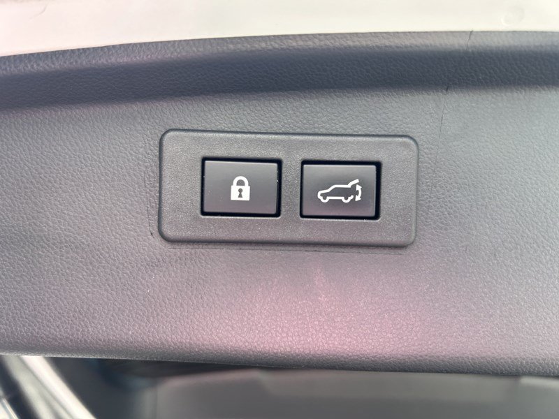Used 2025 Subaru Outback Limited AWD/4WD image 15