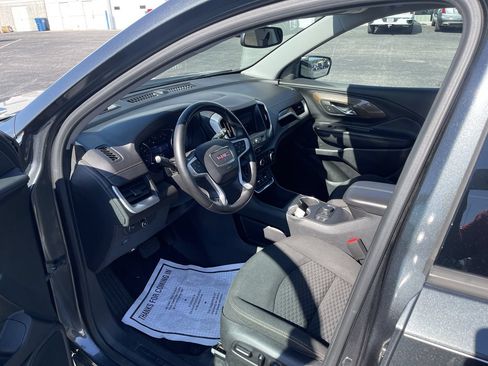 Used 2020 GMC Terrain SLE w/ Driver Convenience Package FWD image 10