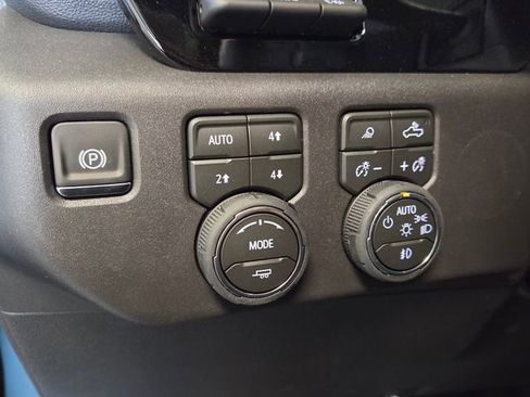 New 2026 Chevrolet Silverado 1500 ZR2 image 28