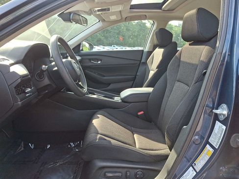 Used 2024 Honda Accord EX image 13