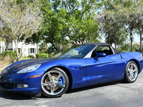 Used 2007 Chevrolet Corvette Convertible w/ Preferred Equipment Group RWD image 20