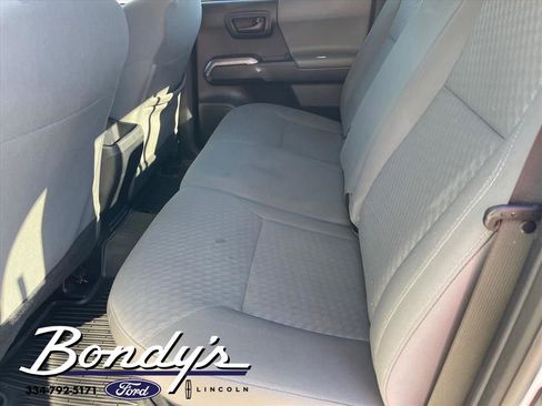 Used 2020 Toyota Tacoma SR5 image 14