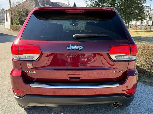 Used 2017 Jeep Grand Cherokee Limited image 5