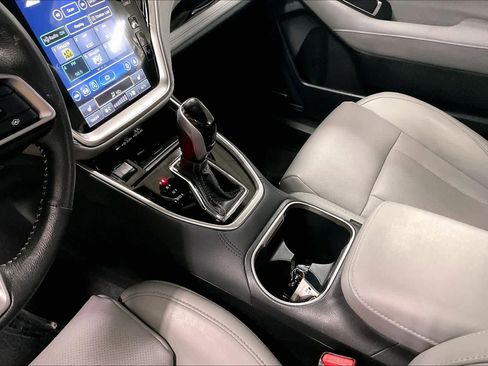 Used 2025 Subaru Legacy Limited AWD/4WD image 17