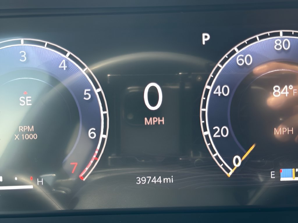 Used 2024 Jeep Grand Cherokee L Laredo RWD image 24