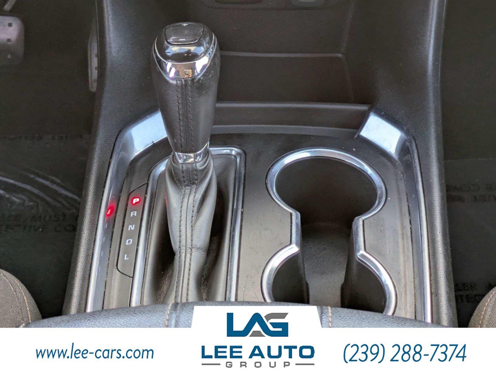 Used 2019 Chevrolet Traverse LT FWD image 17