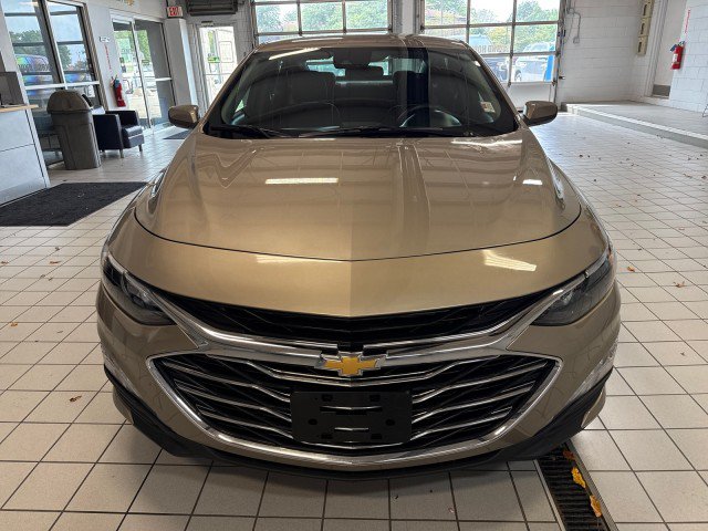 Used 2025 Chevrolet Malibu LT FWD image 8