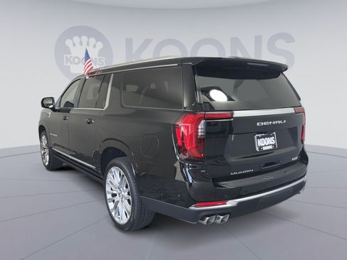 New 2026 GMC Yukon XL Denali w/ Denali Reserve Package AWD/4WD image 4