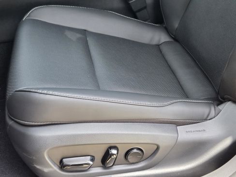 New 2026 Lexus UX 300h FWD image 13