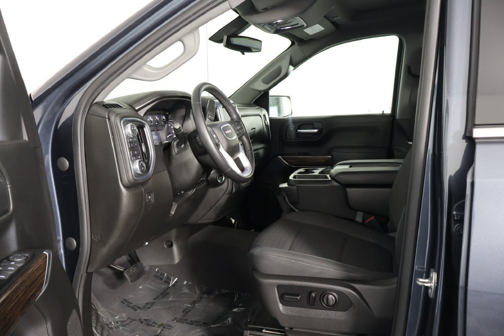 Used 2021 GMC Sierra 1500 SLE w/ X31 Off-Road Package AWD/4WD image 11