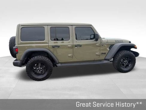Used 2025 Jeep Wrangler Unlimited Sport AWD/4WD image 15