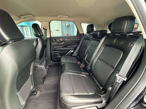 Used 2023 Lincoln Corsair AWD w/ Equipment Group 101A image 20
