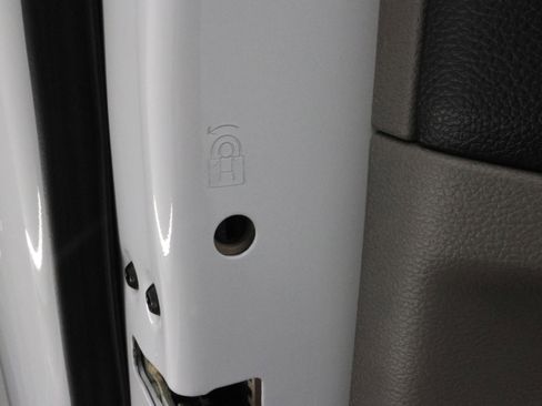 Used 2022 Ford F250 XLT w/ Black Appearance Package image 36