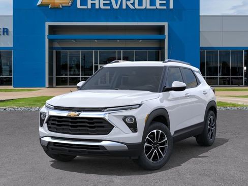 New 2026 Chevrolet TrailBlazer LT w/ Convenience Package FWD image 6