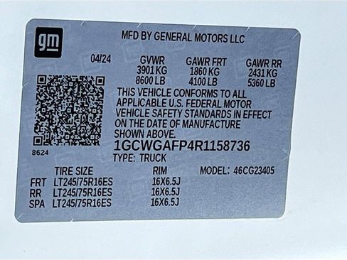 Used 2024 Chevrolet Express 2500 w/ Driver Convenience Package image 28