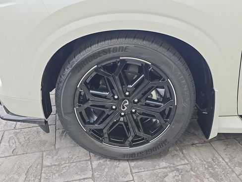 New 2026 INFINITI QX80 4WD w/ Sport Exterior Package image 9