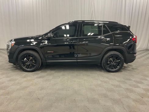 Used 2022 GMC Terrain AT4 w/ Infotainment Package II image 8