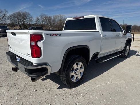 Used 2022 Chevrolet Silverado 2500 LTZ image 7