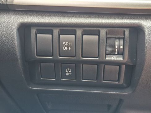 Used 2024 Subaru Forester Premium AWD/4WD image 22