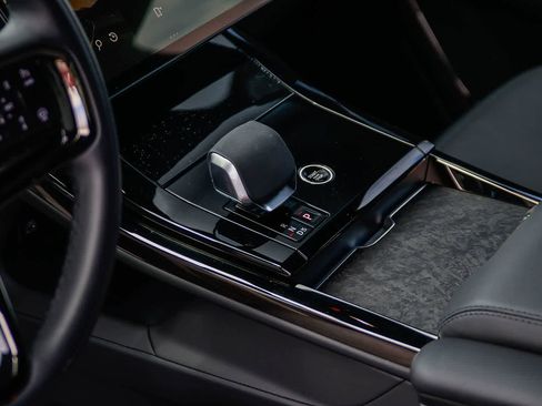 Used 2024 Land Rover Range Rover Sport Dynamic SE image 20