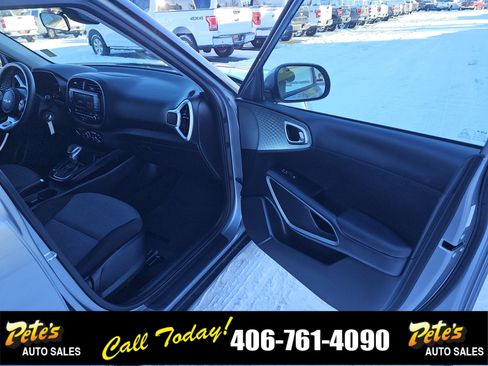 Used 2024 Kia Soul LX w/ Option Group 015 image 14