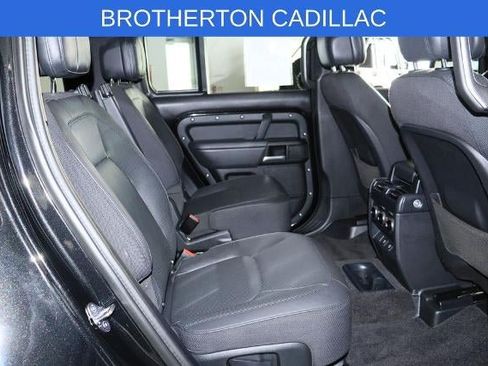 Used 2025 Land Rover Defender 130 V8 AWD/4WD image 33