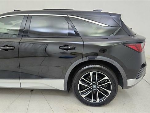 Used 2024 Acura ZDX A-Spec image 10