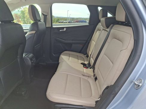 Certified 2022 Ford Escape SEL w/ Technology Package image 10