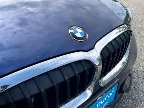 Used 2019 BMW 330i xDrive Sedan w/ Premium Package AWD/4WD image 31