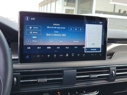 Certified 2024 Lincoln Corsair Reserve w/ Equipment Group 201A AWD/4WD image 27