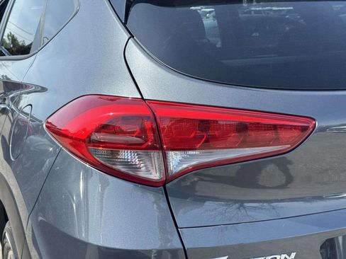 Used 2017 Hyundai Tucson SE image 11