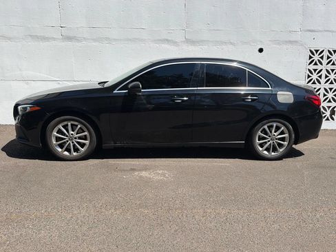 Used 2019 Mercedes-Benz A 220 4MATIC image 2