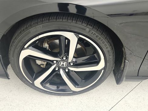 Used 2018 Honda Accord Sport image 26