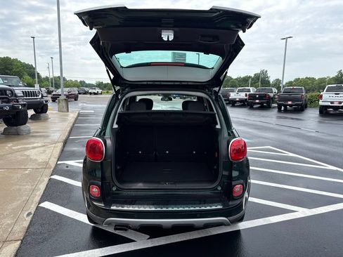 Used 2014 FIAT 500L Trekking w/ Popular Equipment Group FWD image 7