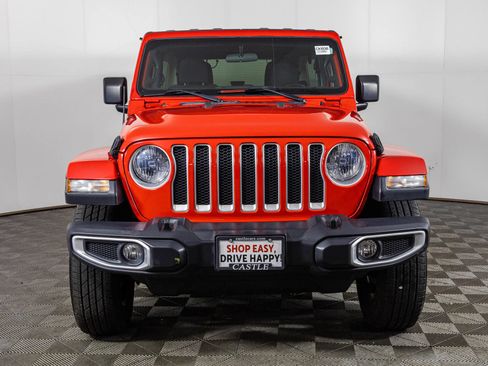 Used 2019 Jeep Wrangler Unlimited Sahara AWD/4WD image 8
