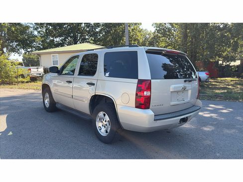 Used 2009 Chevrolet Tahoe LS RWD image 4