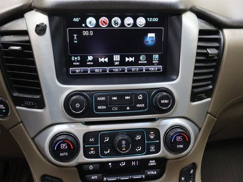 Used 2019 GMC Yukon XL SLT w/ Open Road Package image 21