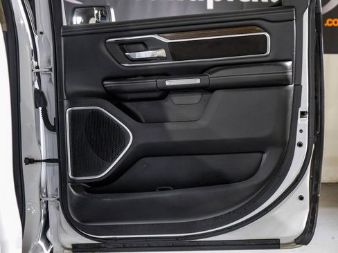 Used 2021 RAM 1500 Laramie image 36