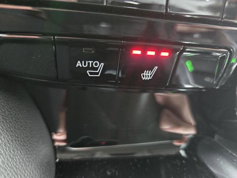 Certified 2025 Acura MDX FWD image 34