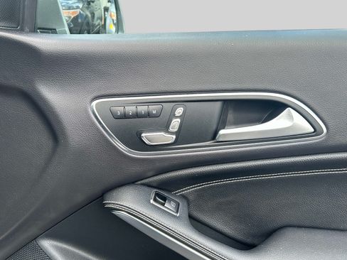 Used 2018 Mercedes-Benz CLA 250 4MATIC image 18
