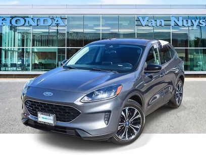Used 2021 Ford Escape SE w/ SE Sport Appearance Package