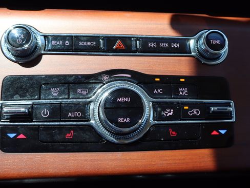 Used 2023 Lincoln Aviator Reserve image 25