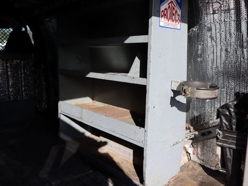 Used 2009 Chevrolet Express 1500 image 5