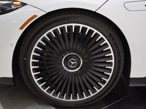 New 2025 Mercedes-Benz EQS AMG 4MATIC image 12