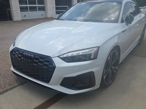 Used 2022 Audi S5 Prestige AWD/4WD image 2