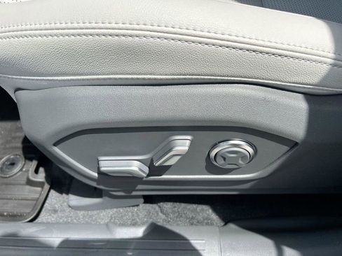 New 2026 Hyundai Santa Fe Limited FWD image 23