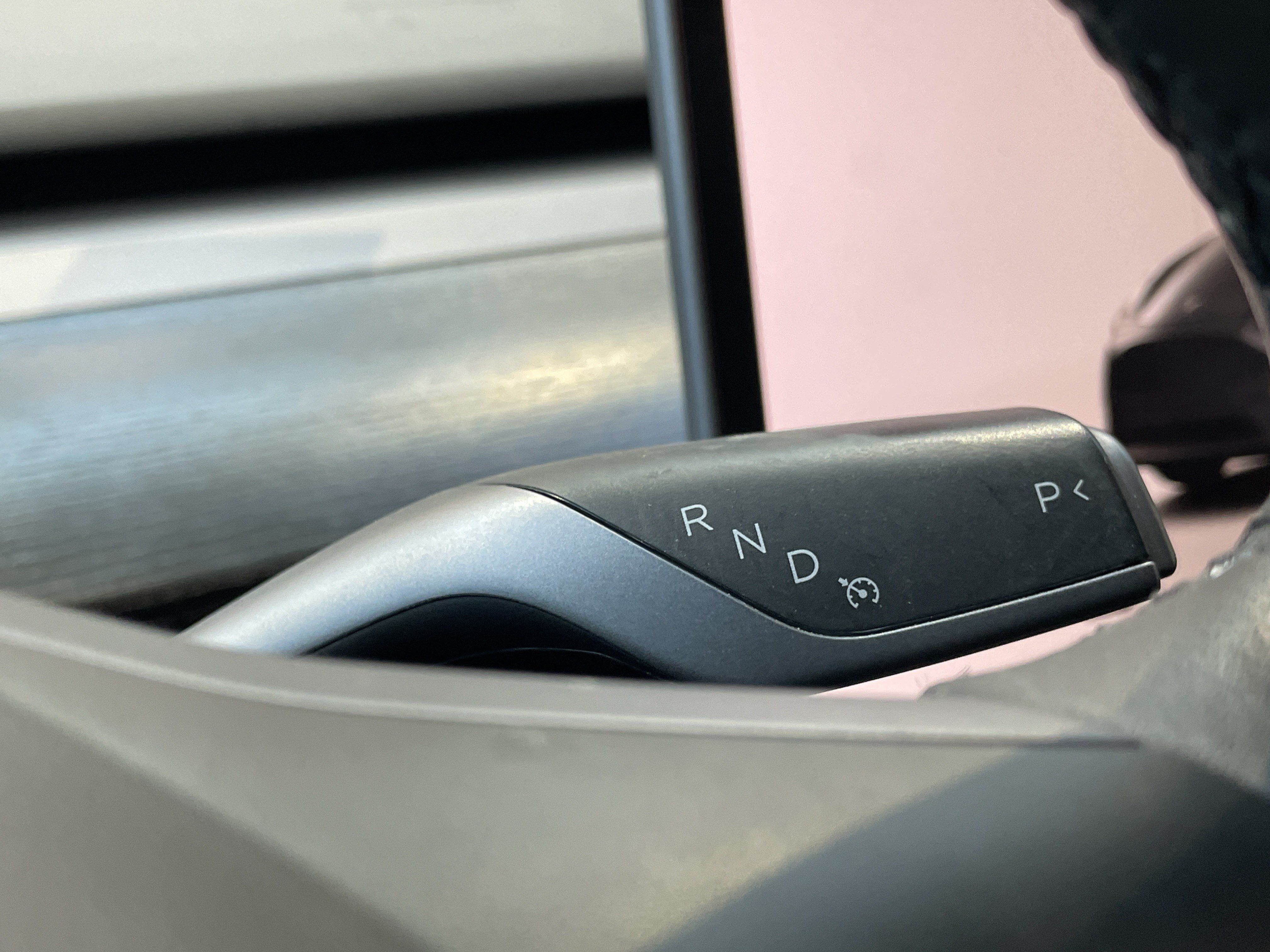 Used 2022 Tesla Model Y Long Range AWD/4WD image 29