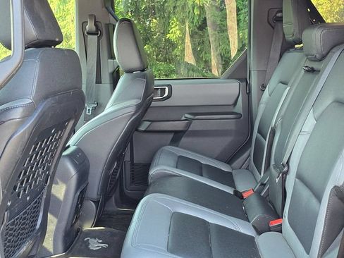 Used 2024 Ford Bronco Big Bend AWD/4WD image 3